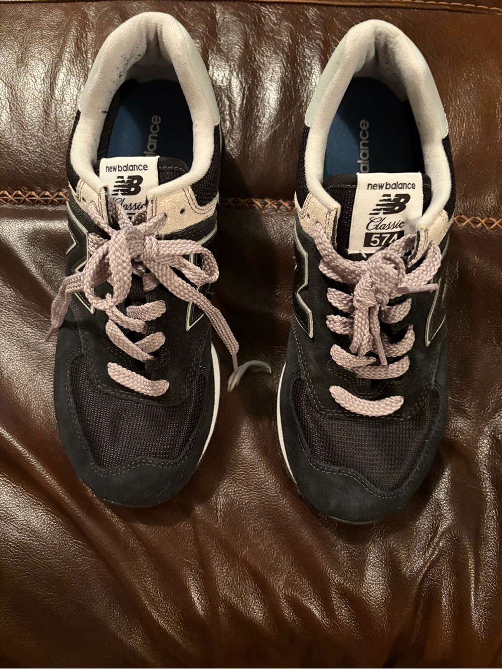 New Balance 574 Classic Black Gray Suede Mesh Sneakers Women 9.5 Men 8.5